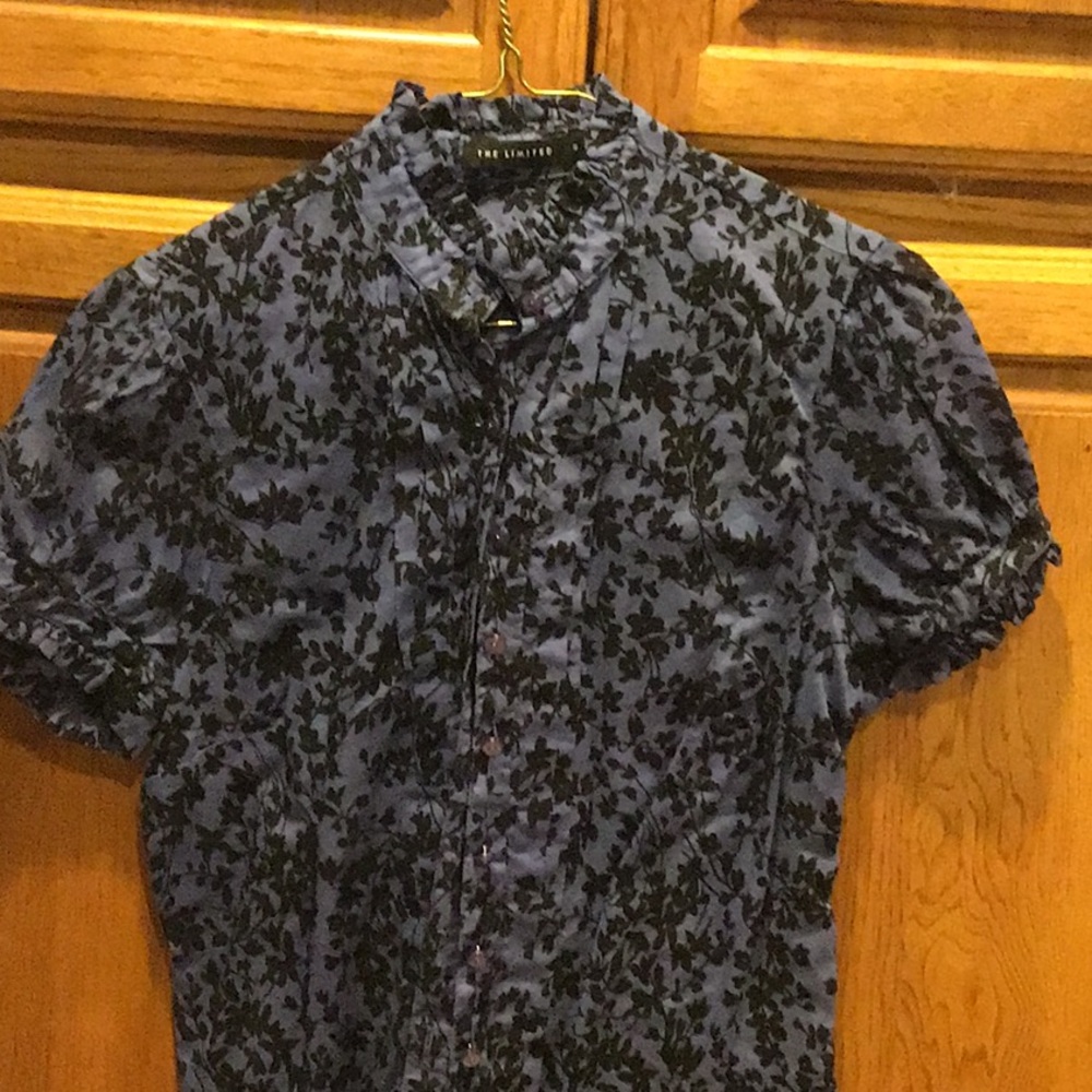 Limited Top